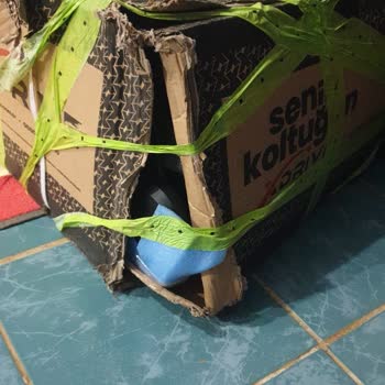 DHL ECommerce'den Gelen Kargonun Şiddetli Hasarı Ve Sorumluluk Talebi