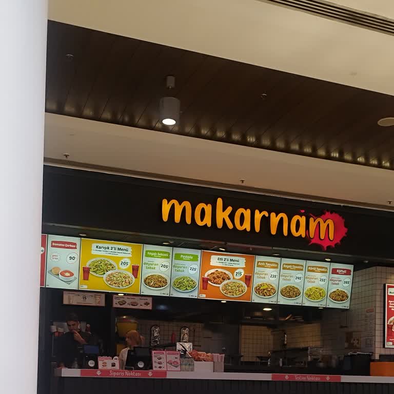 Makarnam Şubesinde Sipariş Gecikmesi Ve Bayat Makarna