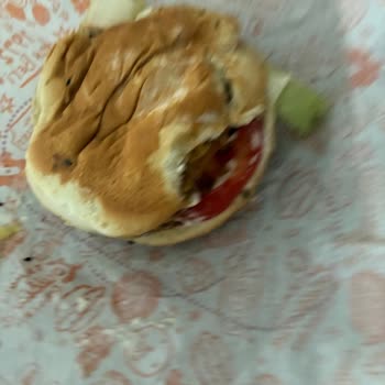 Isırılmış Hamburger Nedeniyle Hijyen Şikayeti Ve Geri Ödeme Alınamaması