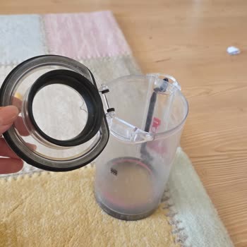 Toz Haznesi Kapağının Normal Kullanımda Kopması Ve Dyson Garanti Reddi