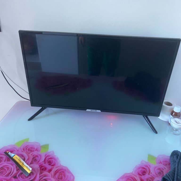 İki Onvo Televizyonda Sürekli Uygulama Bağlantı Sorunu Ve Ücret İadesi Talebi