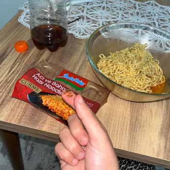 Indomie Noodle’da Siyah Topak Ve Gıda Güvenliği Endişesi
