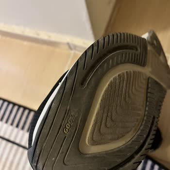 Kısa Sürede Deforme Olan Skechers Ayakkabısı İçin Değişim Ve İade Talebi