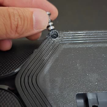 VESA Ayağı Kırıldı Ve Destekten Yanıt Gelmedi