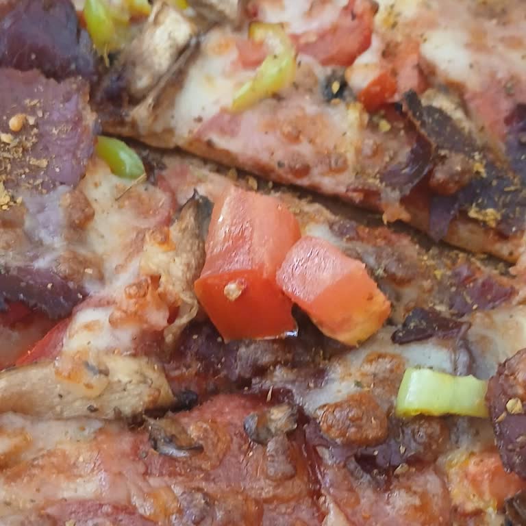 Yanık, Soğuk Ve Parçalanmış Pizza İçin Ücret İadesi Talebi