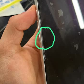 Apple Telefonunun Ekranındaki Beyaz Lekeler Garanti Dışı Olarak Değerlendirildi