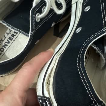 Az Kullanım Sonrası Converse Ayakkabının Topuk Açılması Ve Kullanıcı Hatası İddiası