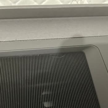 Dey Elektronik Açılmış Ve Hasarlı Ürün: Kutu Yırtığı, Eksik Jelatin Ve Çatlaklar