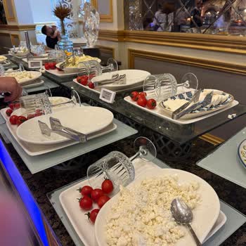The Plaza Bodrum Yanıltıcı Alkol İhbarı, Kalitesiz Yemek Ve Kibirli Yönetim