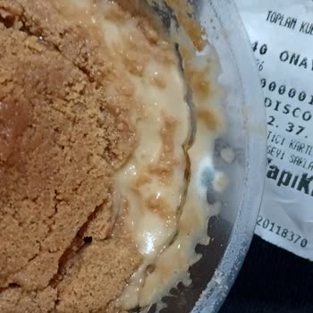 Şok Marketler Küflü Cheesecake Ürünü İçin Geri Çağırma Ve İade Talebi
