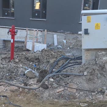 Şantiyede Kablolar Parçalandı, Yetkili Aksiyon Almıyor