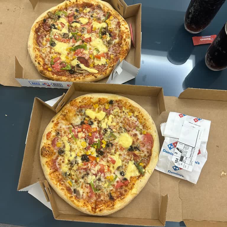 Dominos Pizza Nilüfer Şubesinde Kalitesiz Ürün Ve İlgisiz Müşteri Temsilcisi