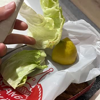 Çiğköfte Şubesinde Çürük Marul Ve Bayat Limonla Hijyen İhlali