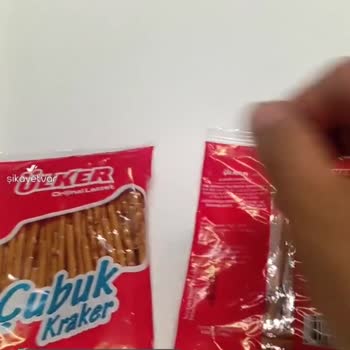 Ülker Aldığım Kraker İçinde Az Var
