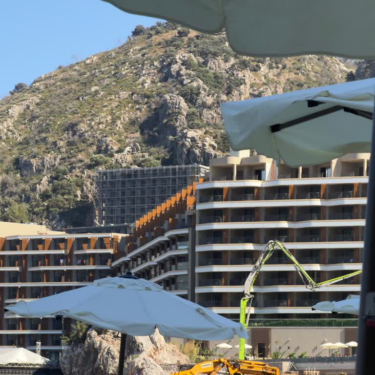 Sinpaş Kızılbük Thermal Resort Kadınlar Plajında Yaşanan Can Sıkıcı Olay