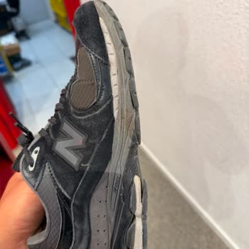 New Balance Ayakkabılarda Taban Açılma Ve Deformasyon Sorunu: Satıcıdan Aksiyon Talebi