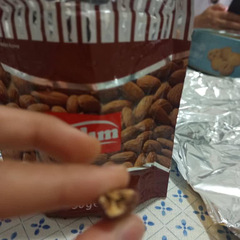 Tadım Bademlerinde Aşırı Acılık Ve Sağlık Endişesi
