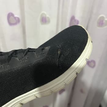 Skechers Ayakkabısında 4 Ayda Dikiş Açılması Ve Garanti Reddi