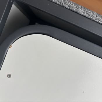 Teslim Edilen Yatak Seti Çatlak Ve Mağaza Ürünüyle Farklı, İade Talebi Reddedildi