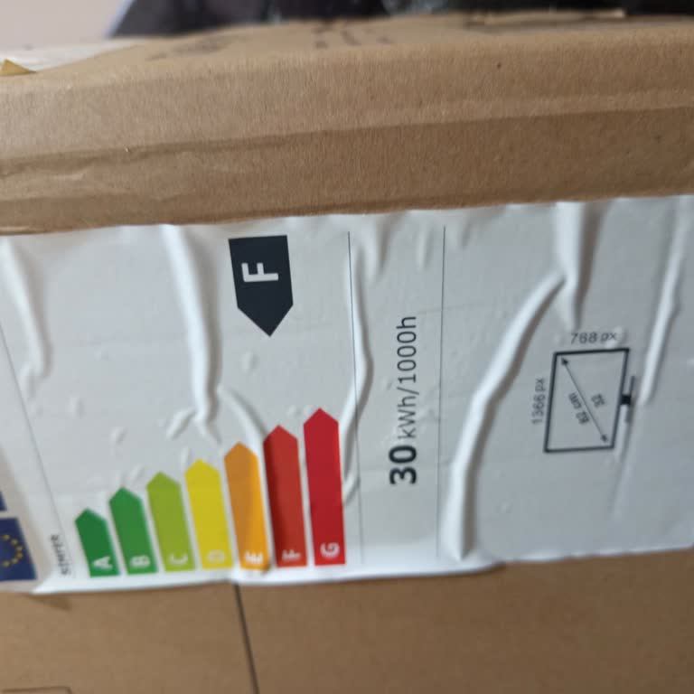 Garanti Süresindeki Simfer LED TV’de Görüntü Arızası Ve Yetkili Servis Ücret İddiası