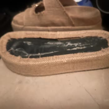 Shoebutik Kısa Sürede Kırılan Terlik Tabanı, Ayıplı Ürün İade Talebi