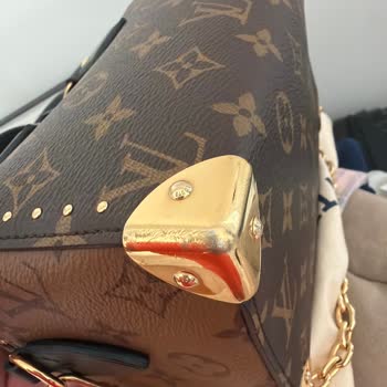 Louis Vuitton Speedy Çantada Alt Tabanda Renk Atması Kullanıcı Hatası İddiasına Karşı Şikayet