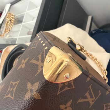 Louis Vuitton Speedy Çantada Alt Tabanda Renk Atması Kullanıcı Hatası İddiasına Karşı Şikayet