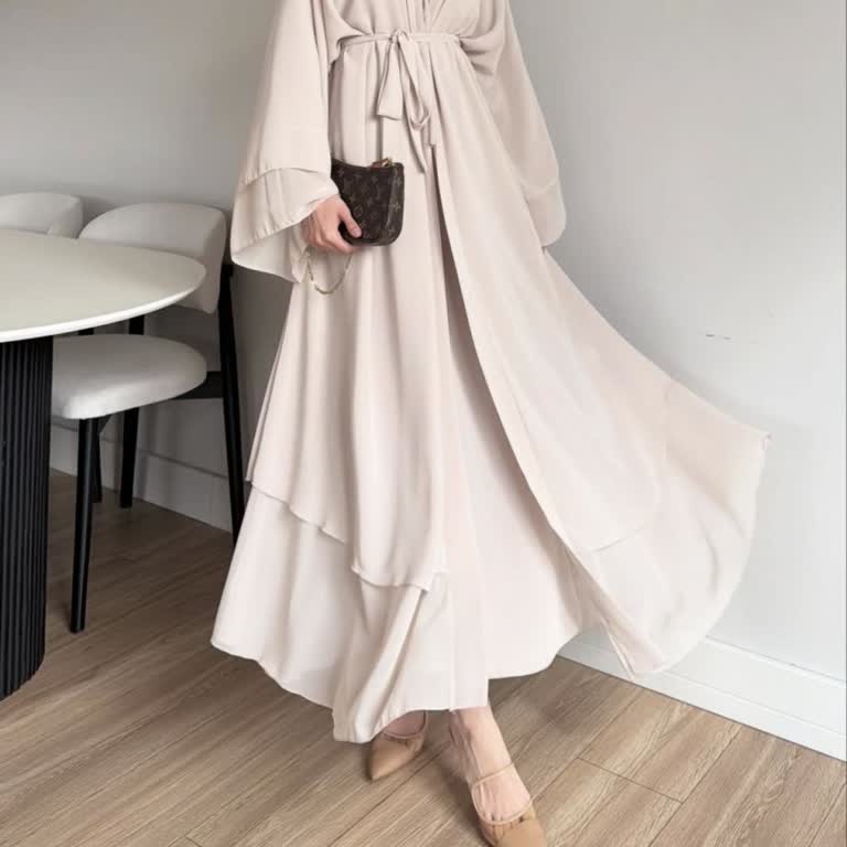 Yüksek Fiyatlı Kalitesiz Abaya Ve İade Reddi