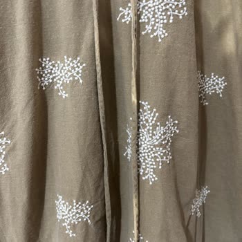 Yeni Elbisemde Yıkama Sonrası Açıklanamaz Lekeler