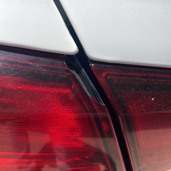 Gizli Stop Lambası Hasarı Ve Eksik Bilgilendirme