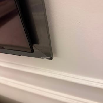 Üst Model TV Gönderilmesi Ve Bilgilendirme Eksikliği Nedeniyle Değişim Talebimin Reddedilmesi