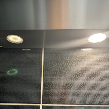 Fırın Kulpu Yamulmuş, Davlumbaz Lambası Patladı, Garanti Kapsamında Tamir Talebi