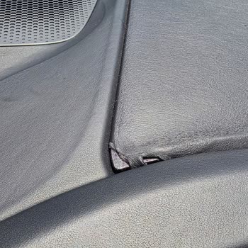 Porsche Cayenne Deri Kaplamada Kabarma Garanti Dışı Ücret Talebi