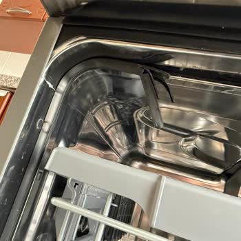 Kapak Contasının Garantide Olmadığı İçin Su Kaçırması Sorunu