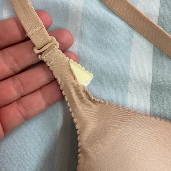 Kocaeli Burda AVM Penti Sütyeninde Dikiş Sorunu Ve İade Talebi
