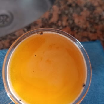 Tarih Geçmemiş Nazo Portakal İçeceğinde Siyah Yabancı Maddeler Ve Firma İletişimsizliği