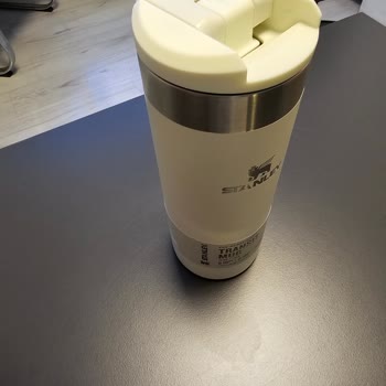 Amazon Üzerinden Verilen Stanley Termos Siparişinde Yanlış Ürün Gönderimi Ve Acil Teslim Talebi