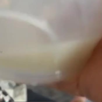 Lansinoh Eller Serbest Pompa Sızdırıyor Sütü