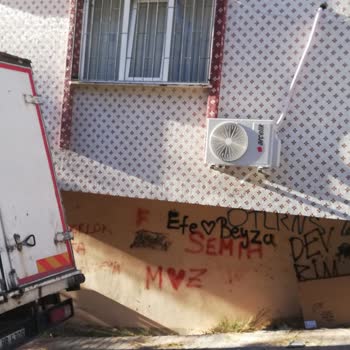 Düşük Konumdaki Dış Ünite Güvenlik Riski Yaratıyor Ve Yeniden Yüksek Montaj Talep Ediliyor