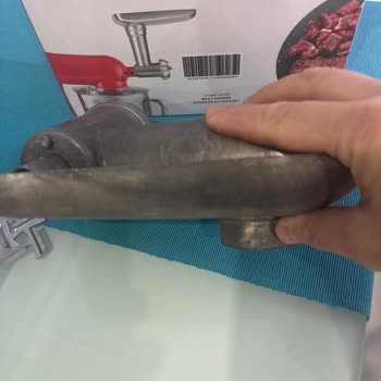 Kıyma Makinesi Çekemiyor Ve Metal Kararıyor, İade Talebim Var