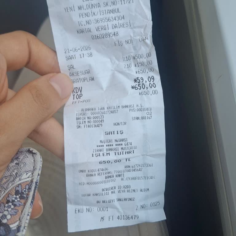 Değişim Talebi Reddi Ve Makyaj Lekesi Suçlaması Haksızlığı