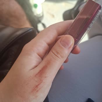 Kuru Çıkan Maskara Değişim Talebi