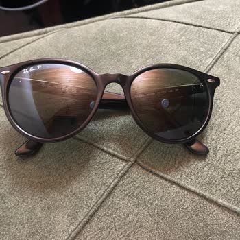 Burun Baskısı Yapan Rayban Güneş Gözlüğü İçin Değişim Ve İade Talebi