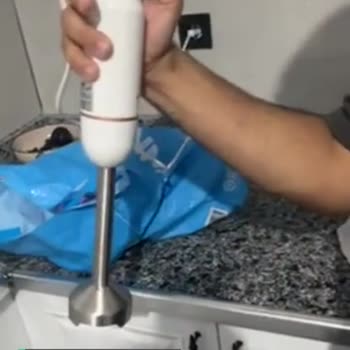 English Home Mini Blender Set Aşırı Gürültülü Ve Aşırı Konforsuz