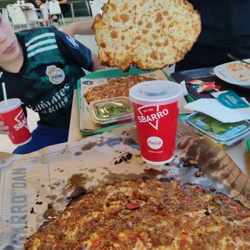 660 TL Ödeyip Yanmış Lahmacun Aldım