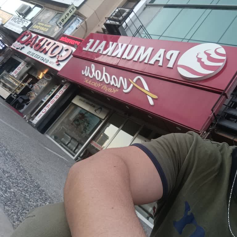 Basmane Şubesindeki Çalışanın Kaba Ve Gergin Davranışı
