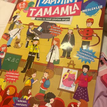 Minika Dergisinin Stickerları Yapışmıyor, Parçalanıyor Ve Kullanılamaz