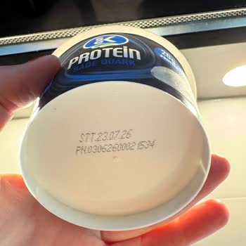 Metro Market'ten Quark Protein Ürünün İçinde Kurt Bulunması