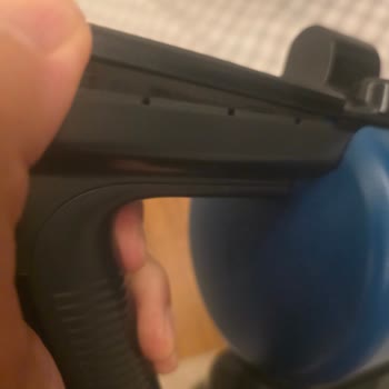 Philips 6000 Dikey Süpürge Batarya Bölümünde Çatlaklar: Kalite Sorunu