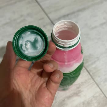 Sütaş Çilekli Kefir Son Kullanma Tarihi Olmasına Rağmen Bozulmuş
